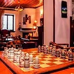 Hotell Adam 2*