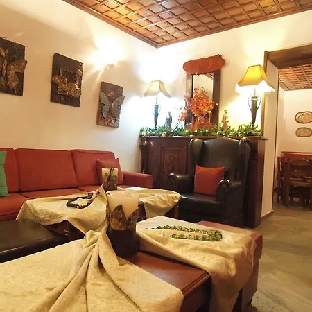 Hotel Adam