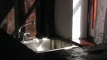 亚当酒店 2* 马克里尼撒